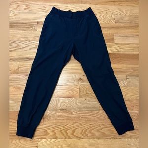 Lululemon Men's ABC Jogger, Shorter.  True Navy. Men’s  Small